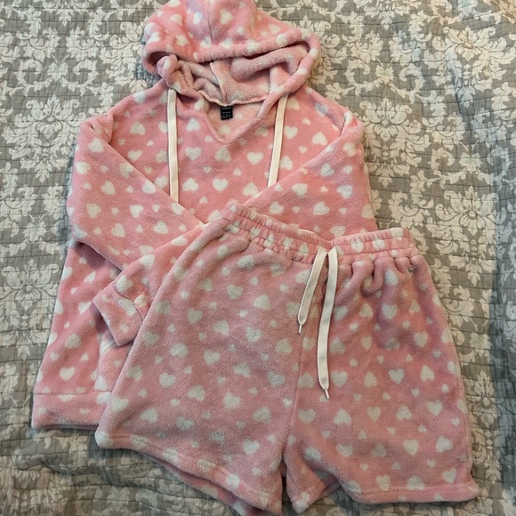 Pink and White Heart Pajama/Lounge Set - Picture 5 of 9